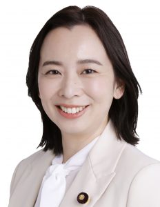 参議院議員　吉良よし子